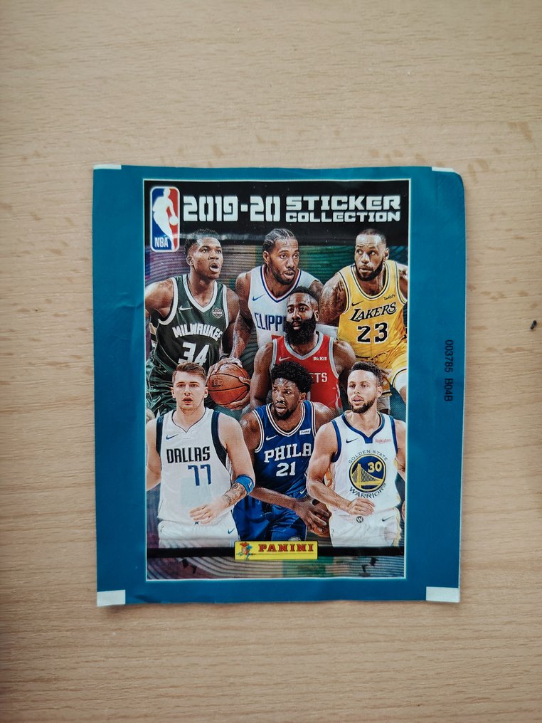 2019/20, 2021/22 Panini NBA, 2 Empty albums + 200 packs LeBron James Mixed collection - Doskonały #1.0