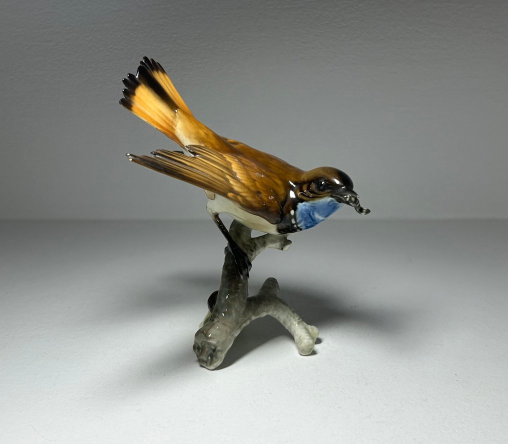Hutschenreuther - Szobrocska - Bluethroat Bird with worm in its beak - Porcelán #1.0