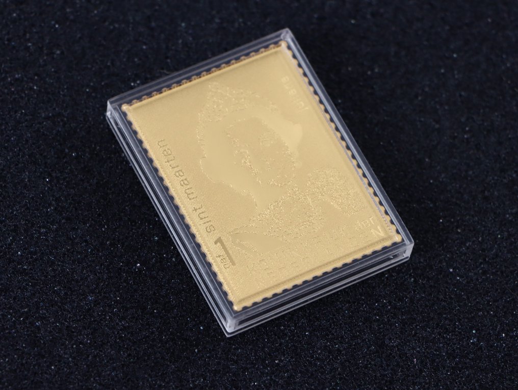 Sint Maarten  - Golden Postage Stamp - "Juliana" #2.1