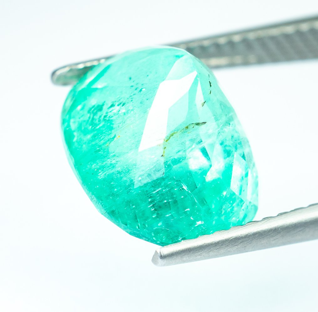 No reserve price Emerald  - 4.66 ct - Bellerophon Gemlab - Bluish Green (Nigeria) #3.2