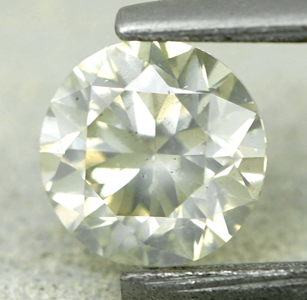 Fără preț de rezervă - 1 pcs Diamant (Colorat natural) - 0.40 ct - Rotund - Faint gălbui Gri - I2 - GRA (Laboratorul de analiză a pietrelor prețioase din Anvers) #2.1
