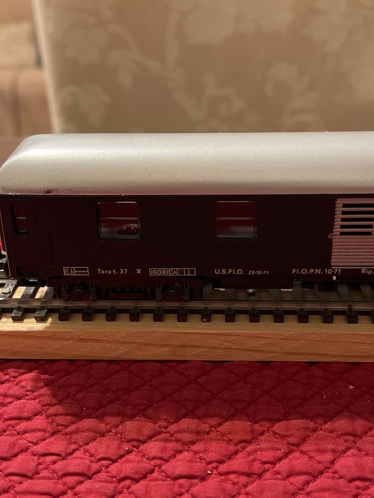 Lima H0 - 309315; 309317 - Model train passenger carriage set (3) - Three luggage compartments - FS #4.3