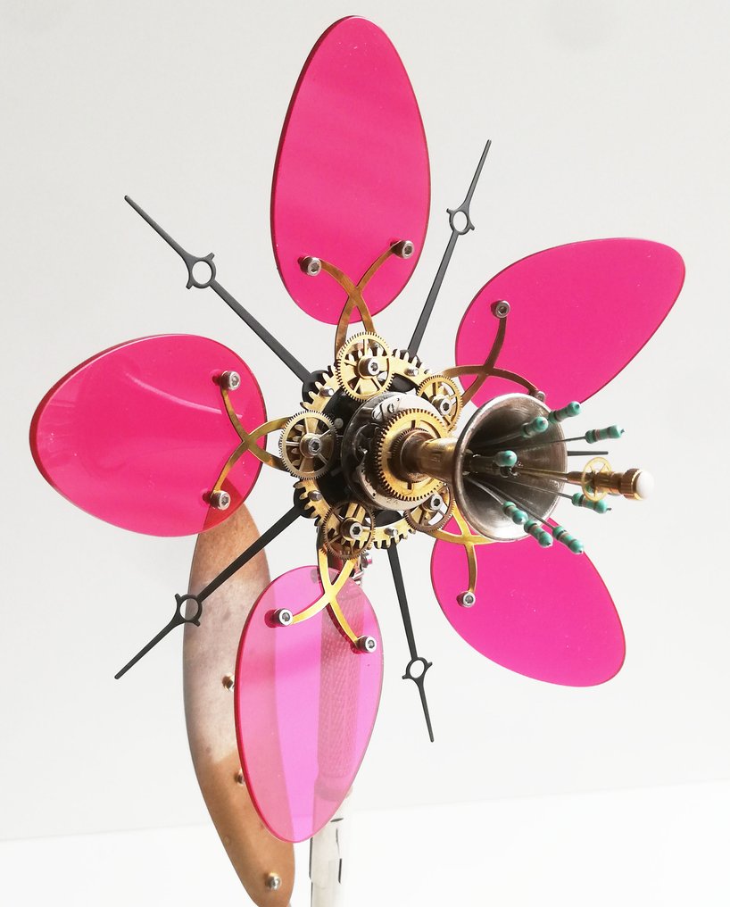 Peter Szucsy - Steampunk Flower No.12 #2.1