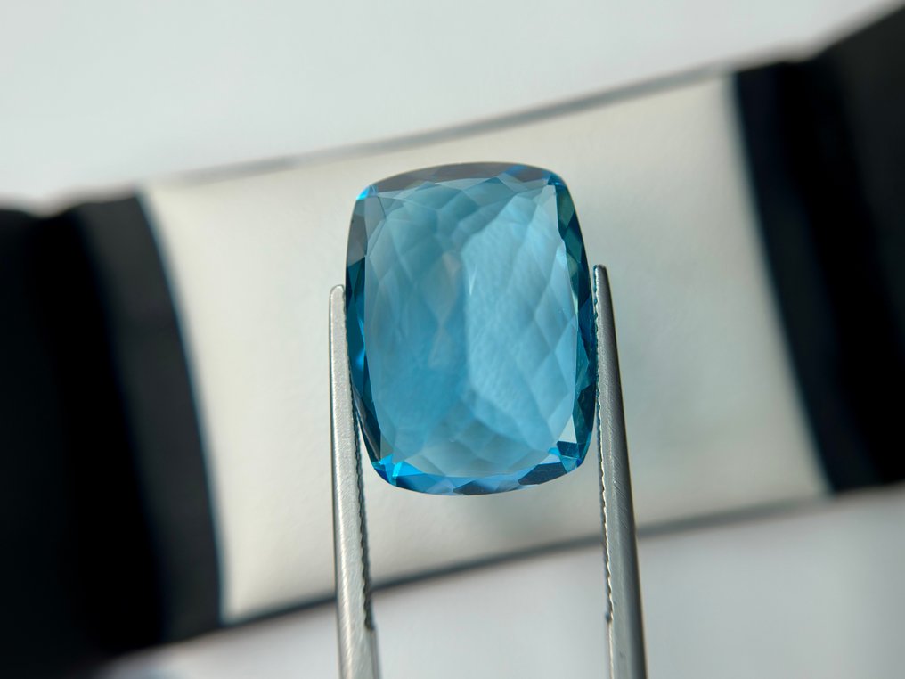 Nincs minimálár - 1 pcs Kék Topáz - 25.95 ct - Nemzetközi Színes Drágakő Szövetség (ICA GemLab) - Lenyűgöző fényes kék topáz #3.2
