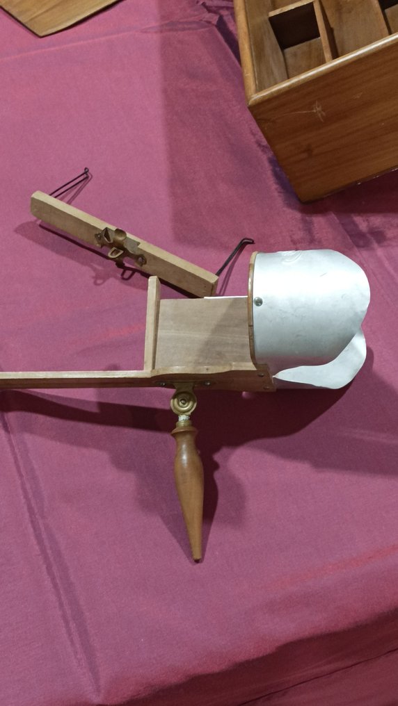 Visor estereoscópico de mano antiguo EL TURISMO PRACTICO BARCELONA Stereo viewer #1.0