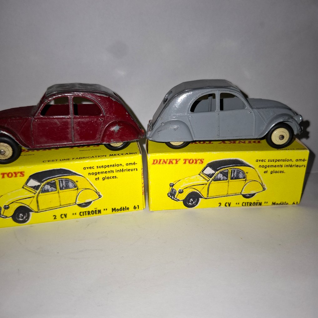 Dinky Toys 1:43 - Modellbil  (2) - 2 CV Citroën Modèle 61 - Boxed - Later Repro Boxes #1.0