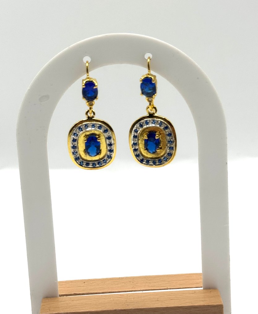 χωρίς τιμή ασφαλείας - Βραδινά σκουλαρίκια - 9 kt. Κίτρινο χρυσό, Ασημί Ζαφείρι - Ζαφείρι - Diamanti #1.0