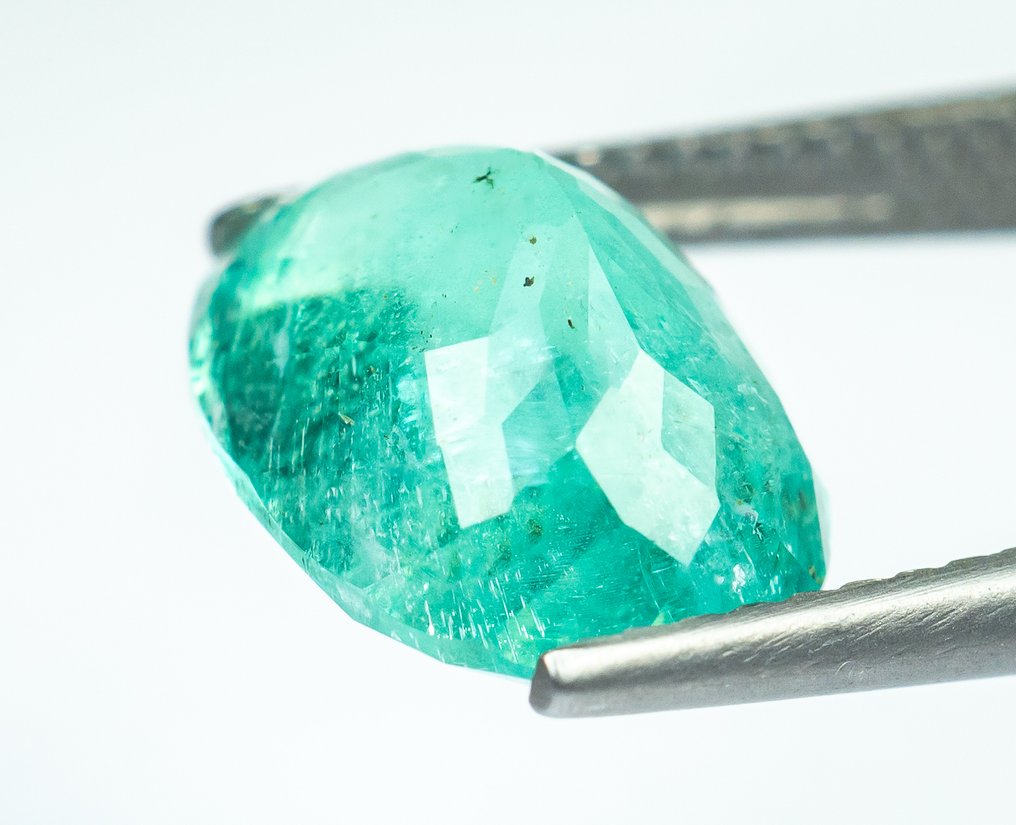 Ingen reservasjonspris Smaragd - 3.44 ct - Bellerophon Gemlab - Blågrønn (Nigeria) #3.2