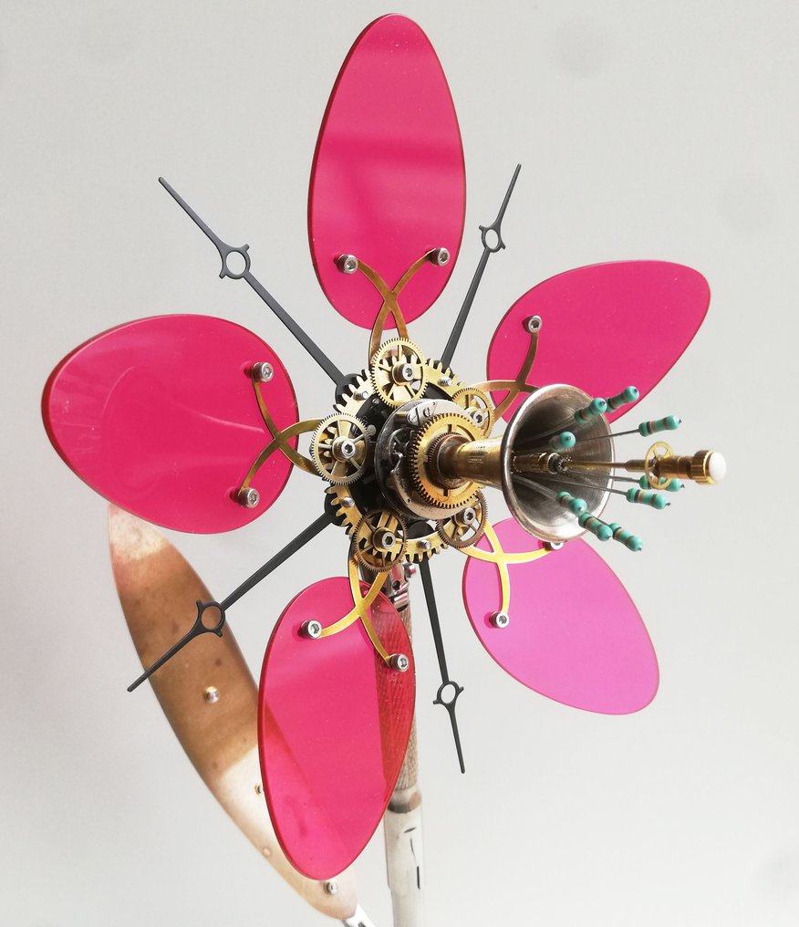 Peter Szucsy - Steampunk Flower No.12 #1.0