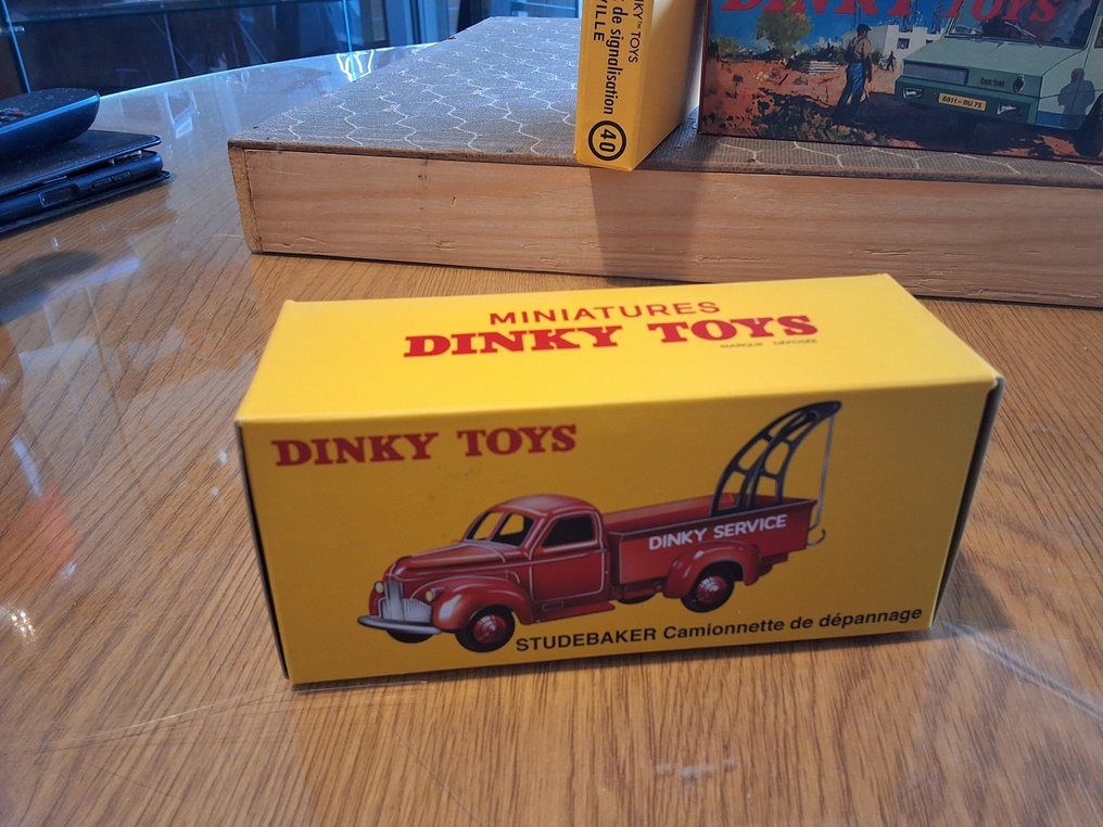 dinky-toys atlas 1:43 en 1:50 - Modell autó (6) - Set Dinky Toys: Studebaker Camionnette (25R), Studebaker Tapisserie (25L), Auto-échelle de Pompiers - eredeti dátumokon #2.1