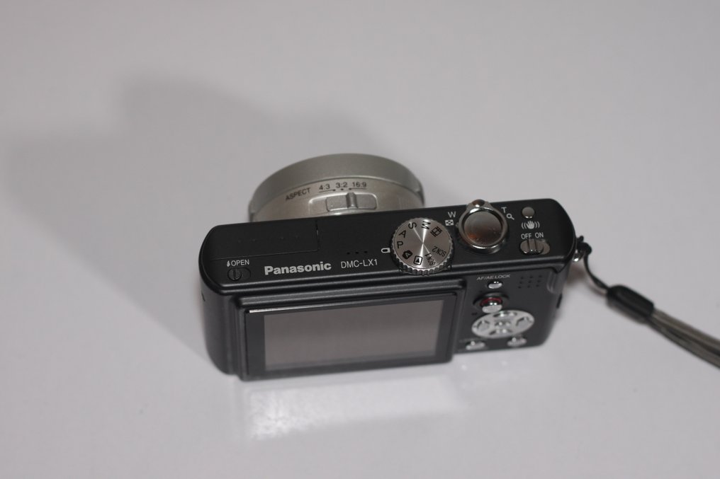 Panasonic DMC-LX1 Digital camera #2.1
