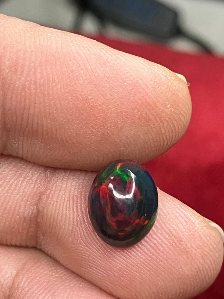Opal Multicolored Fire Black AAA+++ Natural Black Opal - 2Ct- 0.4 g #1.0