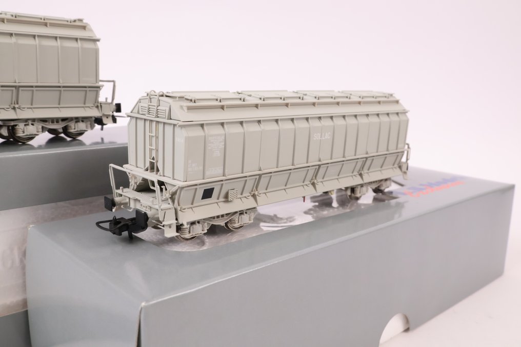 LS Models H0 - 30051 - Set di vagoni merci di modellini di treni (1) - Set di due carri merci 'Gris clair, SOLLAC'. - SNCF #4.3
