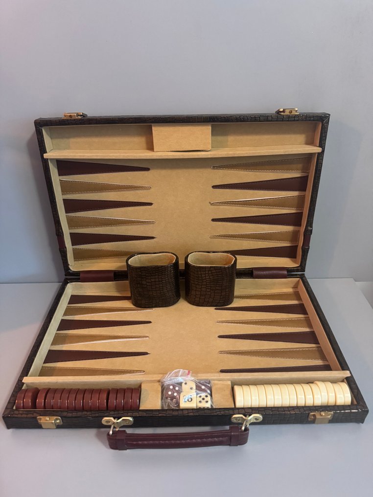 Επιτραπέζιο παιχνίδι - Luxe Vintage Backgammon Set: Tijdloze Elegantie in een Stijlvolle slangenleren look Koffer #3.2