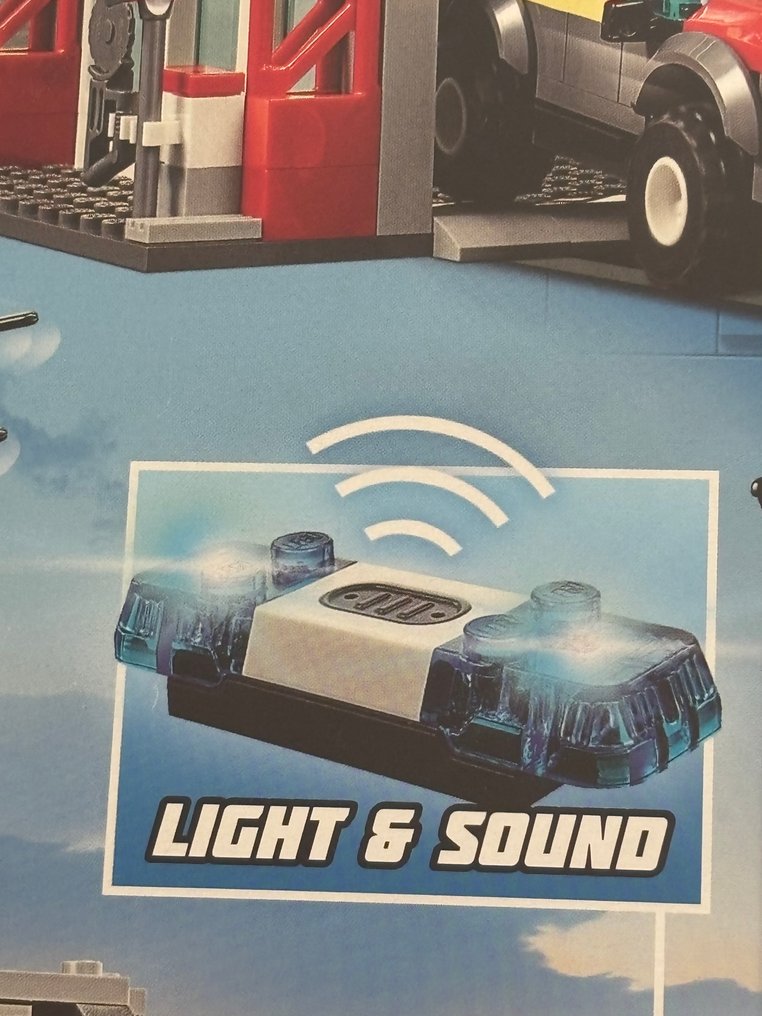 Lego Setat - 60215 - Oraș - Fire Station #2.1