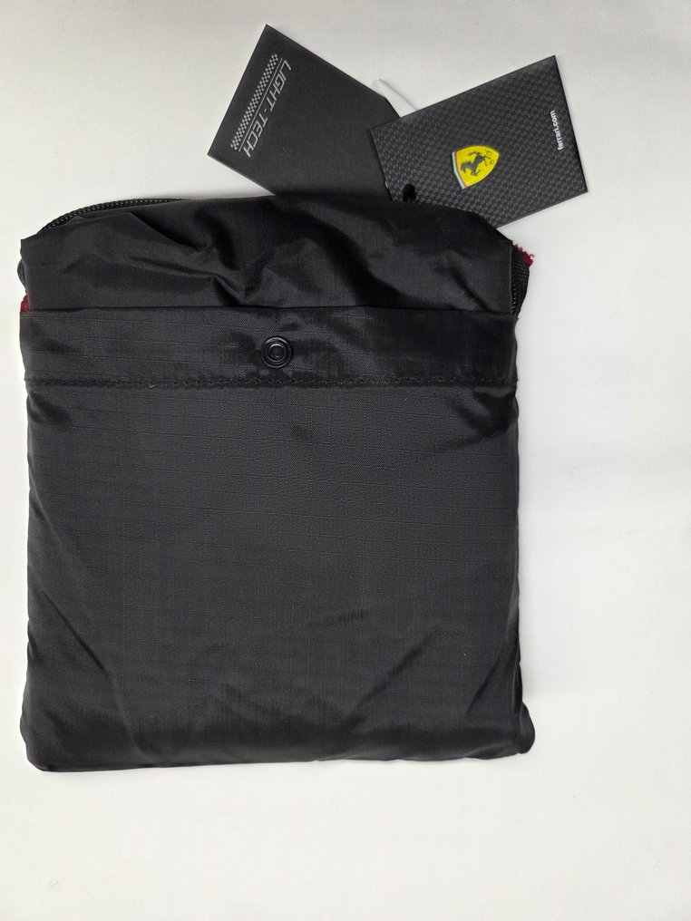 Giełda - Ferrari - Borsone Ferrari leggero foldable richiudibile #4.3