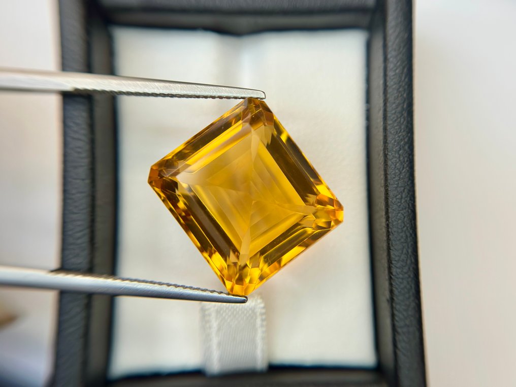 没有保留价 - 1 pcs  黄色 黄水晶  - 29.19 ct - 国际有色宝石协会（ICA GemLab） - 令人惊叹的独特黄水晶 #4.3