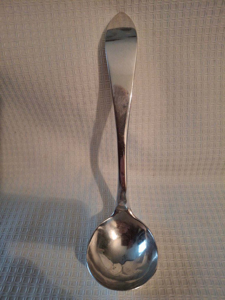Mestolo per salsa - Antica cucchiaio da zuppa in argento del XIX secolo, probabilmente tedesco, periodo 1880, in - .800 argento - Zilveren Juslepel #3.2