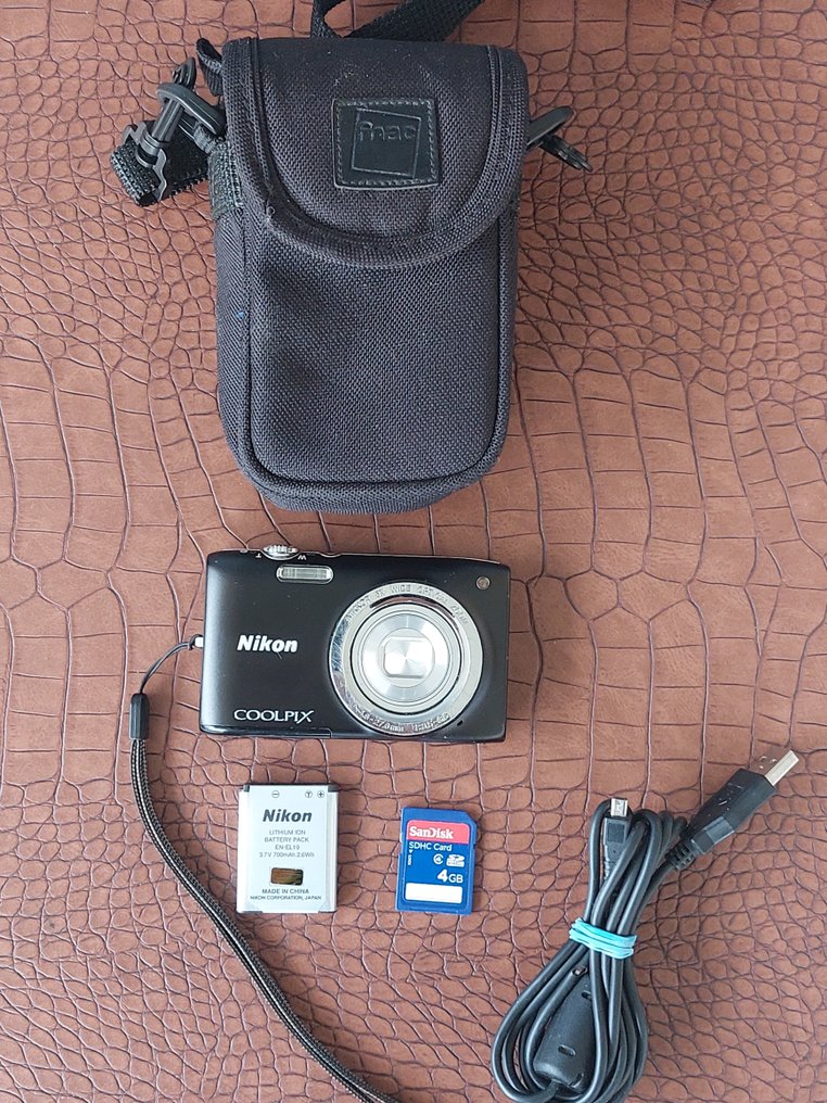 Nikon COOLPIX S2700 Digital camera #1.0