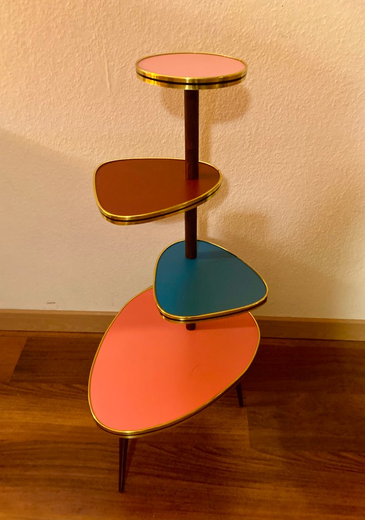 Βάση φυτών - Ξύλο - Ρετρό τραπέζι φύτευσης με τέσσερα επίπεδα, σε στυλ των δεκαετιών του 1950. #4.3