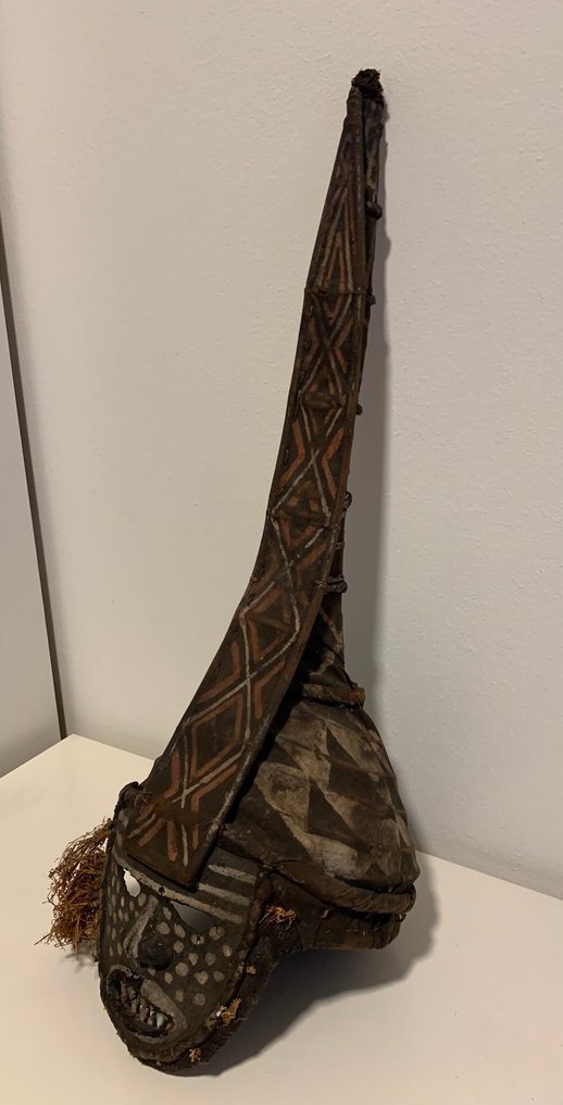 CHOWKE CIKUNZA MASK - 『面具之父』 - 安哥拉  (没有保留价) #1.0