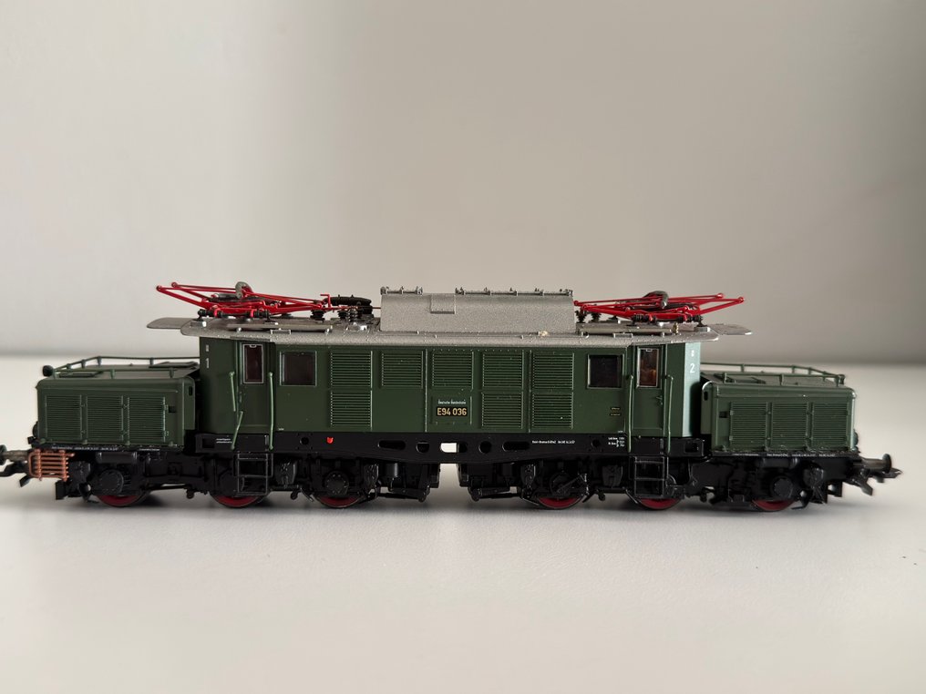 Roco H0 - Electric locomotive (1) - E94 - DB #1.0
