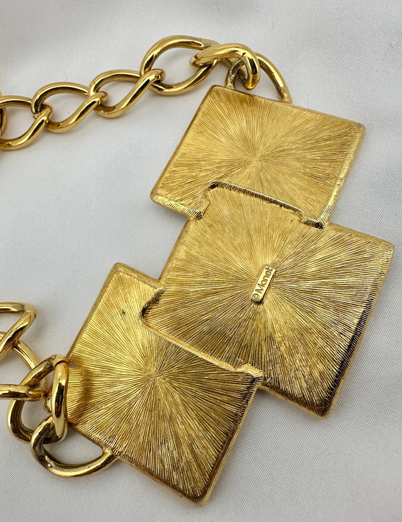 Monet - Plaqué or, “Contempora” Collection – Red Enamel Geometric Demi-Parure – 1972 - Parure #4.3