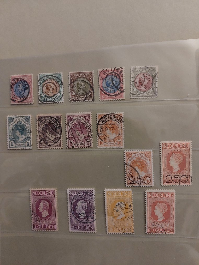 Olanda 1852/1949 - Colecție aproape completă, cu excepția numerelor 49+130+131. - NVPH 2024 #1.0