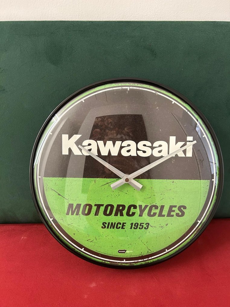 墙上 - KAWASAKI -   玻璃, 鋁 - 2000-2010 #2.1