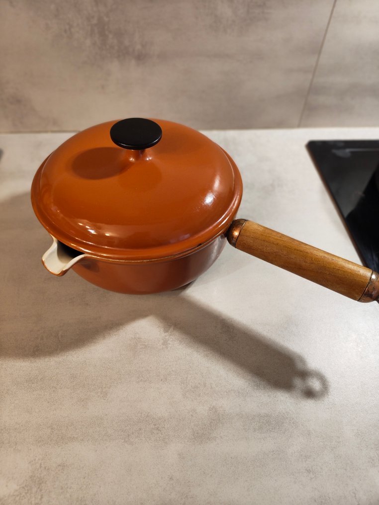 Le Creuset - Enzo Mari - Pentola - source #1.0