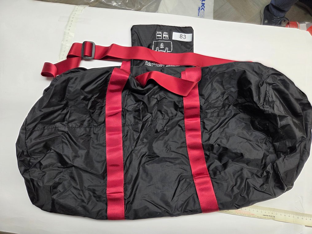 Giełda - Ferrari - Borsone Ferrari leggero foldable richiudibile #2.1