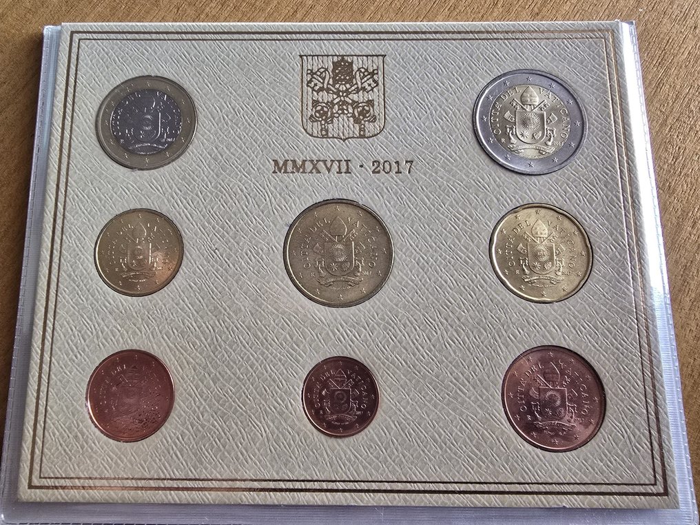 Vaticano. Serie Divisionale 2017 con 8 valori in confezione originale  (Sem preço de reserva) #1.0