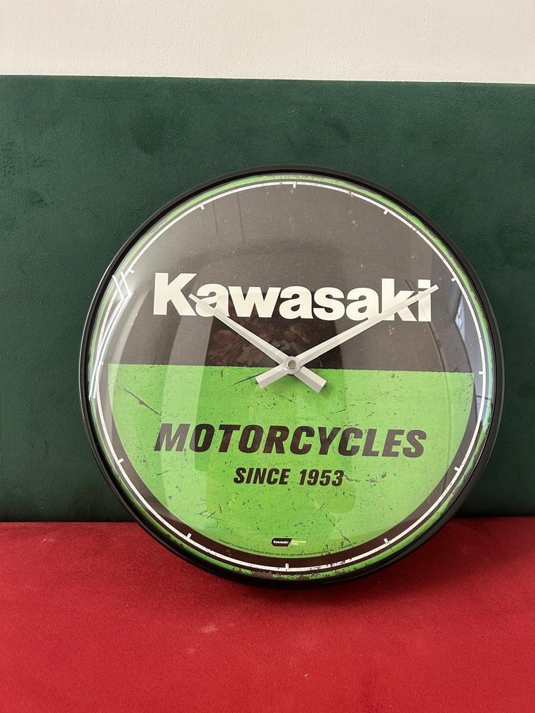 墙上 - KAWASAKI -   玻璃, 鋁 - 2000-2010 #1.0