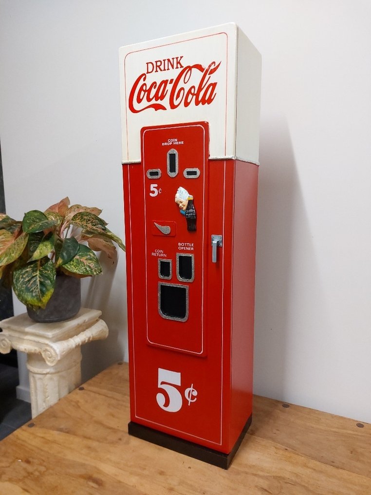 Decorative ornament - Europe - Round cabinet height 100 cm #3.2