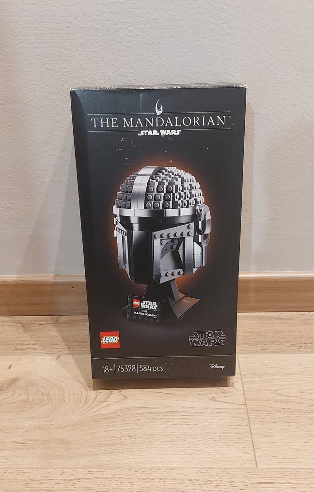 LEGO Set - 75328 - Star Wars - The Mandalorian Helmet #1.0