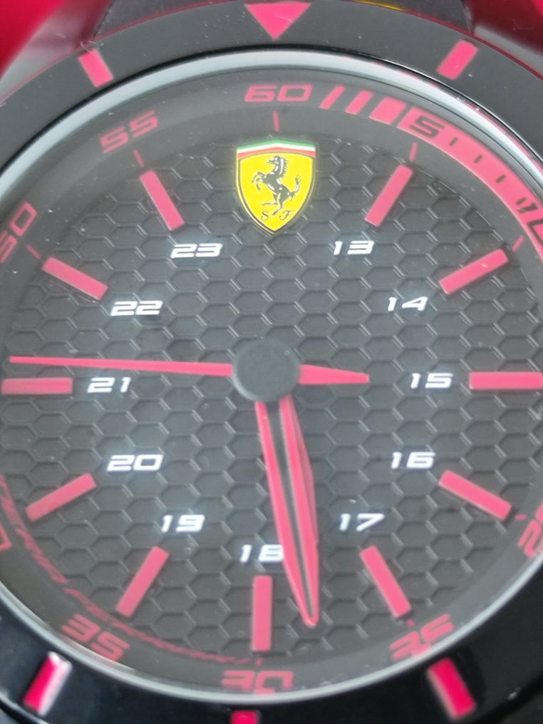 Watch - Ferrari - Scuderia Ferrari - 2021 #2.1