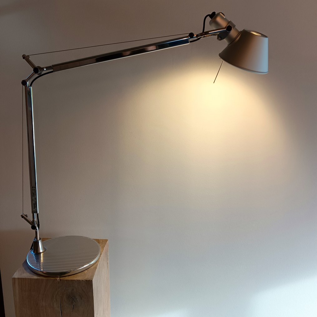 Artemide - Michele De Lucchi, Giancarlo Fassina - Schreibtischlampe - Tolomeo LED - Aluminium, Chrom, Metall - 10W/24V Sensor & Dimmer #1.0