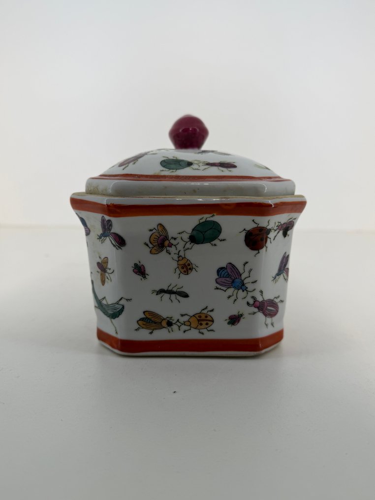 Box - Porcelain #3.2