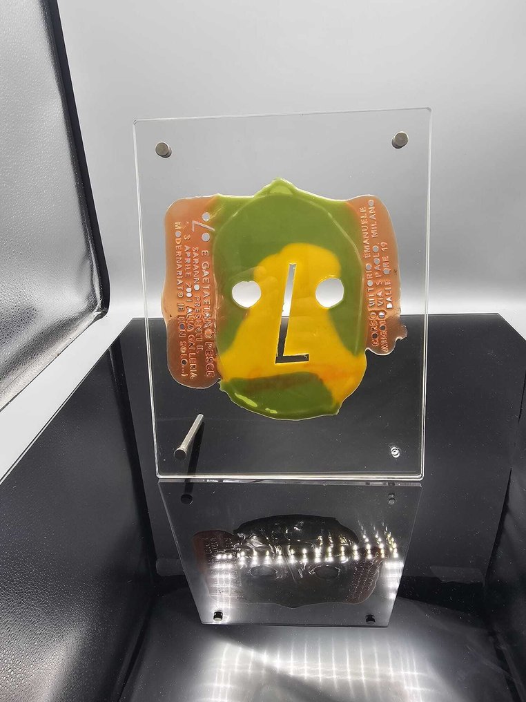 Gaetano Pesce (1939-2024) - Face pigmented resin #2.1