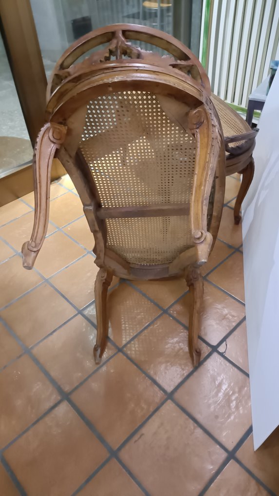 Banc d’entrée (2) - Noyer - petites banquettes sculptées #1.0