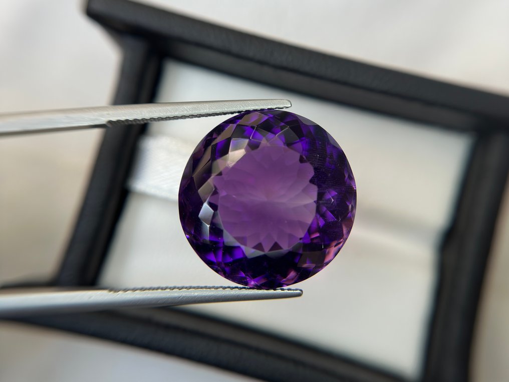 没有保留价 - 1 pcs  紫色 紫水晶  - 30.10 ct - 国际有色宝石协会（ICA GemLab） - 优雅的紫水晶 #1.0