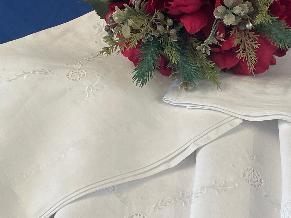 punti utilizzati punto pieno, punto rete, punto ago - Bed sheet (3)  - 260 cm - 233 cm - Sheet with embroidery #1.0