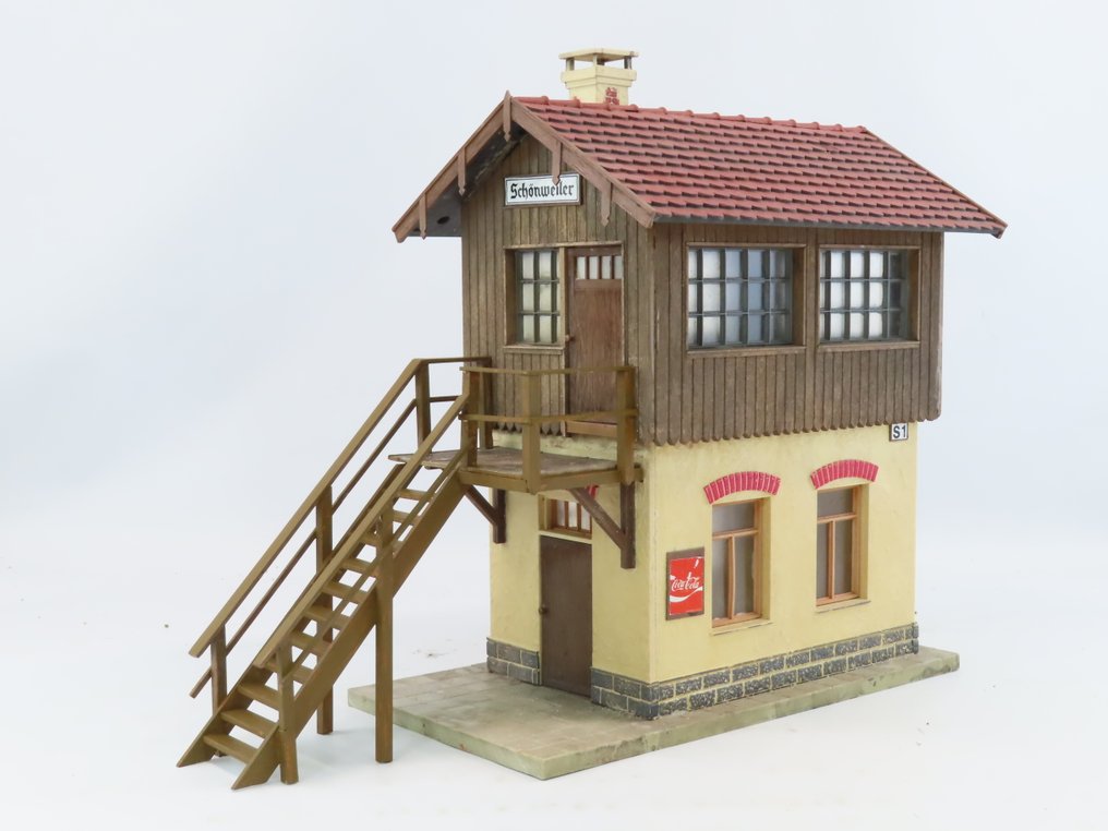 Pola G - 330914 - Byggnader till modelltåg (1) - Seinhuis 'Schönweiler' #1.0