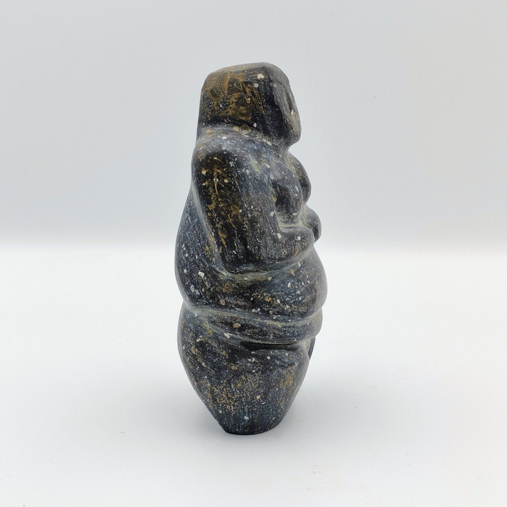 巴克特里亚 黑石 稀土母亲繁衍护符 - 155 mm #3.2