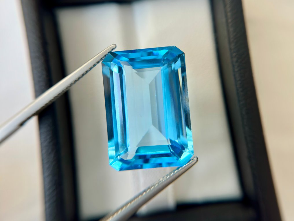 没有保留价 - 1 pcs  蓝色 黄宝石  - 29.00 ct - 国际有色宝石协会（ICA GemLab） - 令人惊叹的光泽蓝色碧玺 #1.0