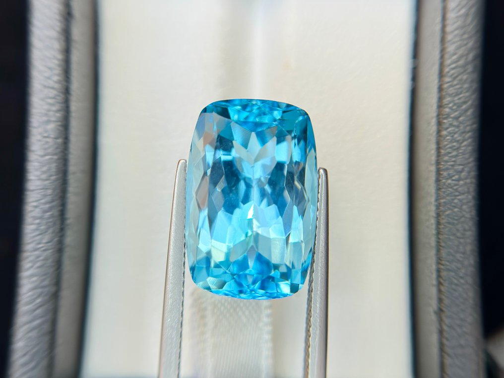 Nincs minimálár - 1 pcs Kék Topáz - 21.24 ct - Nemzetközi Színes Drágakő Szövetség (ICA GemLab) - Lenyűgöző fényes kék topáz #1.0