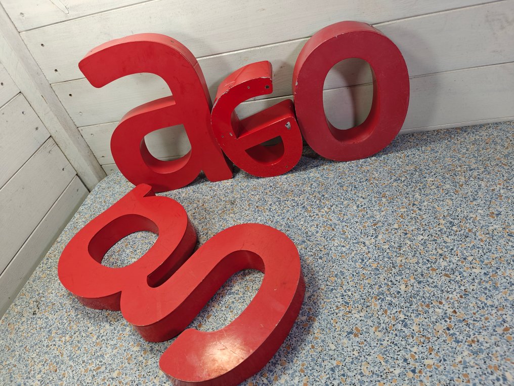 Βιομηχανικός εξοπλισμός - Ολλανδία - 4 x Vintage Sign letters "a" "e" "g" "o" #4.3