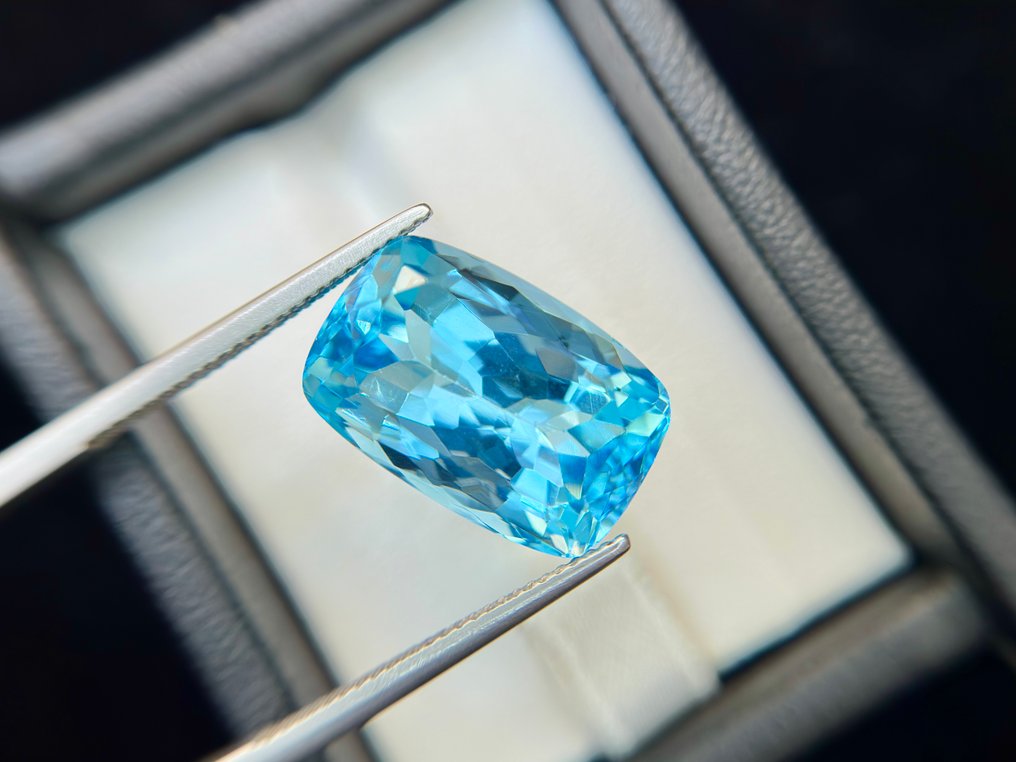 Nincs minimálár - 1 pcs Kék Topáz - 21.24 ct - Nemzetközi Színes Drágakő Szövetség (ICA GemLab) - Lenyűgöző fényes kék topáz #2.1