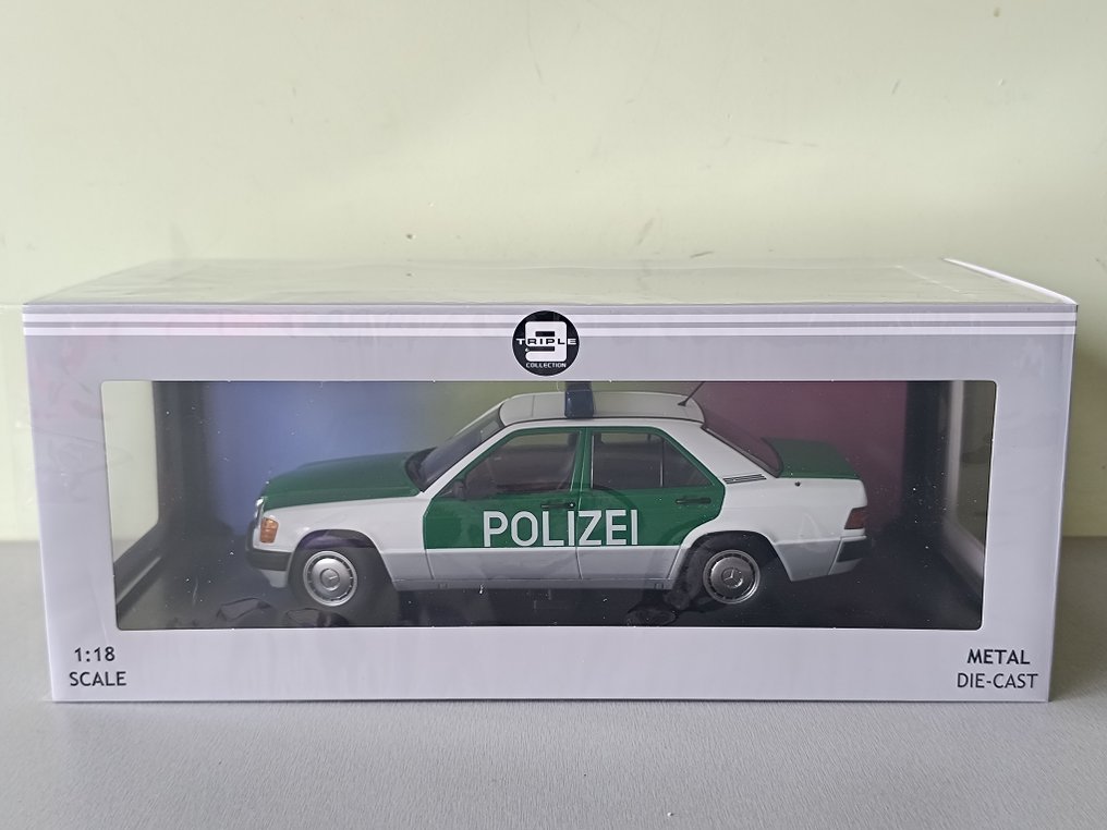 Triple 9 Collection 1:18 - Modellauto - Mercedes 190 (W201) 1993 Polizei 1/18 #1.0