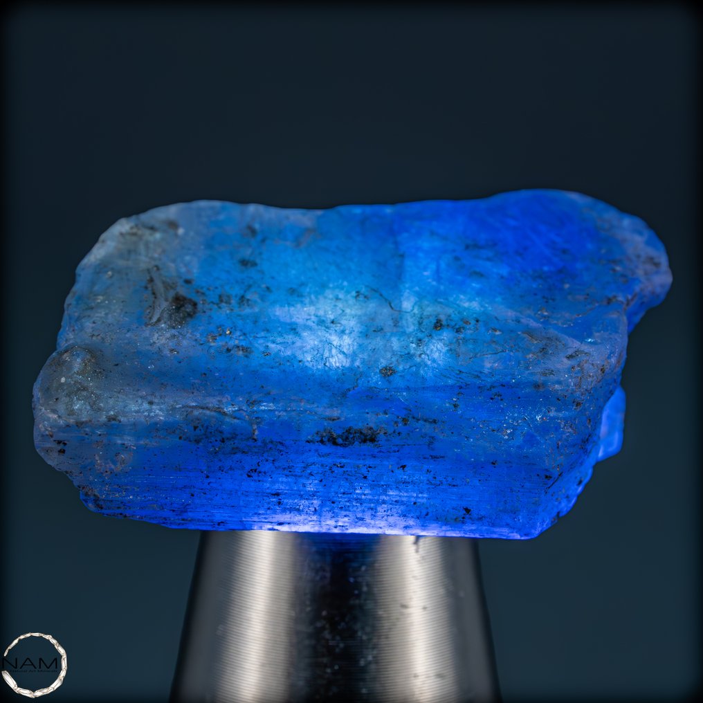 自然的、罕见更清澈的坦桑石 - 浓烈的蓝色原矿晶体亮点,光彩非凡 - 46.10 克拉- 9.22 g #1.0